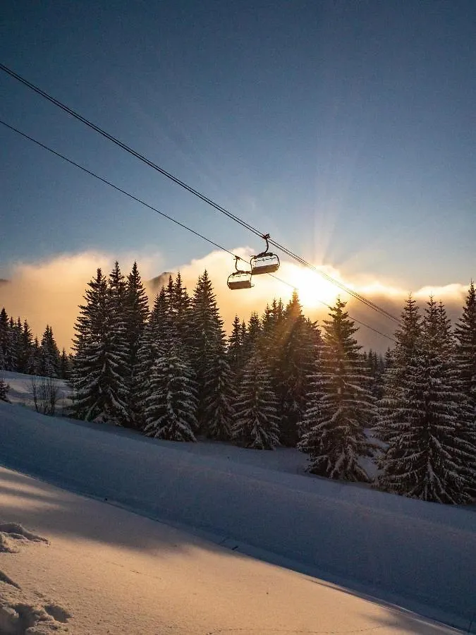 Apartment Apt Le Croix - 3 Bedroom With Hot Tub - Snow And Trek Morzine France
